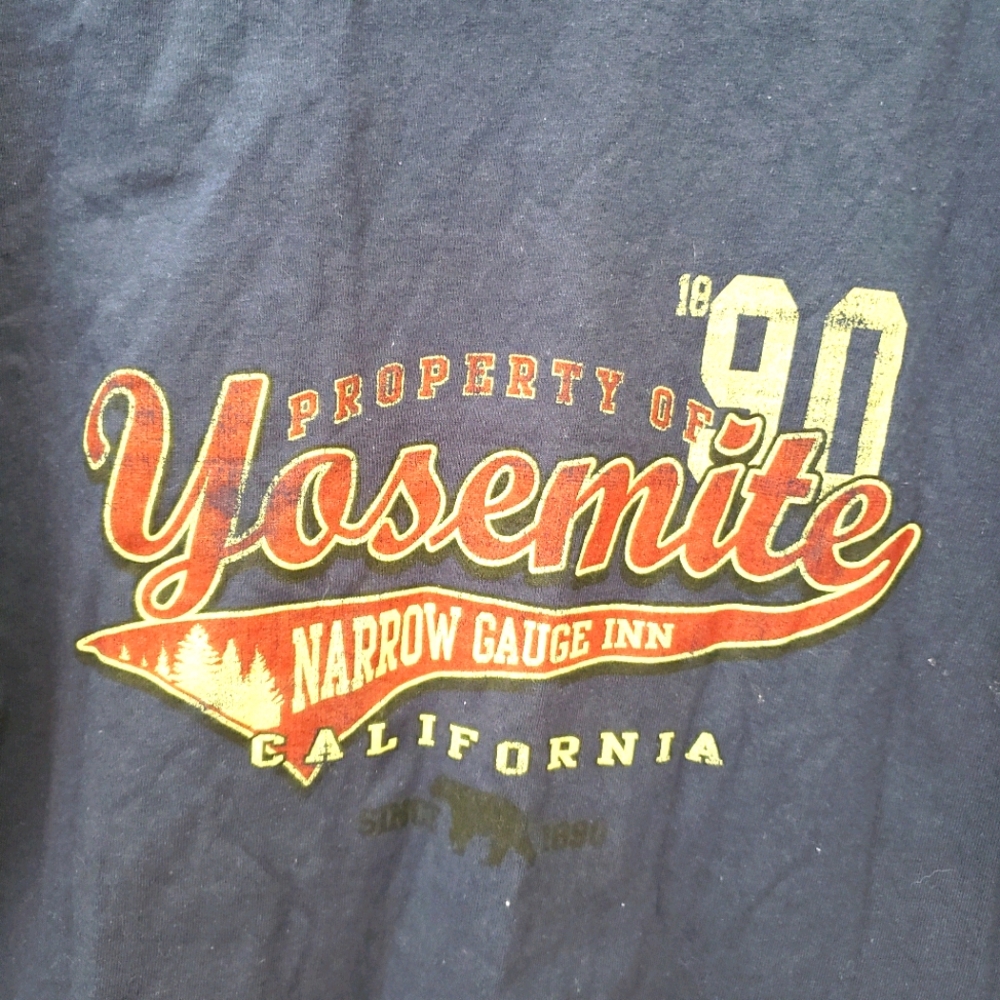 Yosemite Narrow Gauge Inn Tee M/L NWT